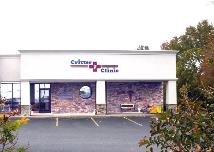 Critter Clinic, Kentucky, Gallatin